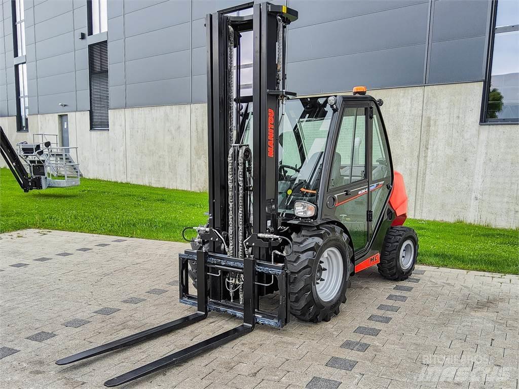 Manitou MC 30-4 Terrängtruck