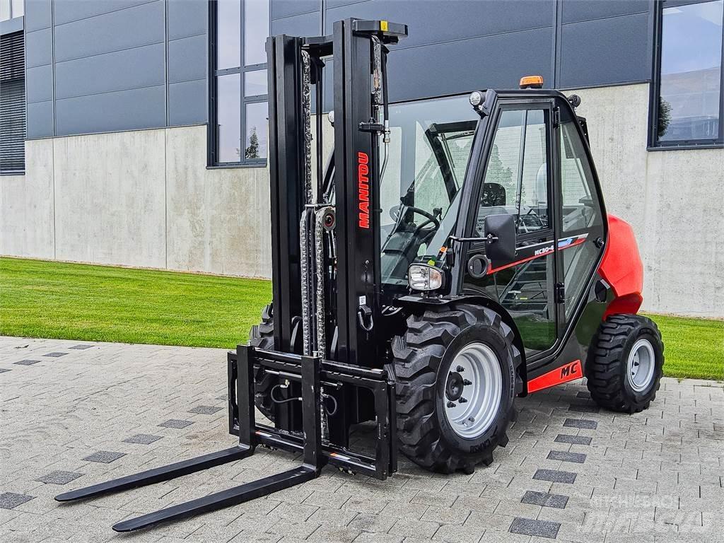 Manitou MC 30-4 Terrängtruck