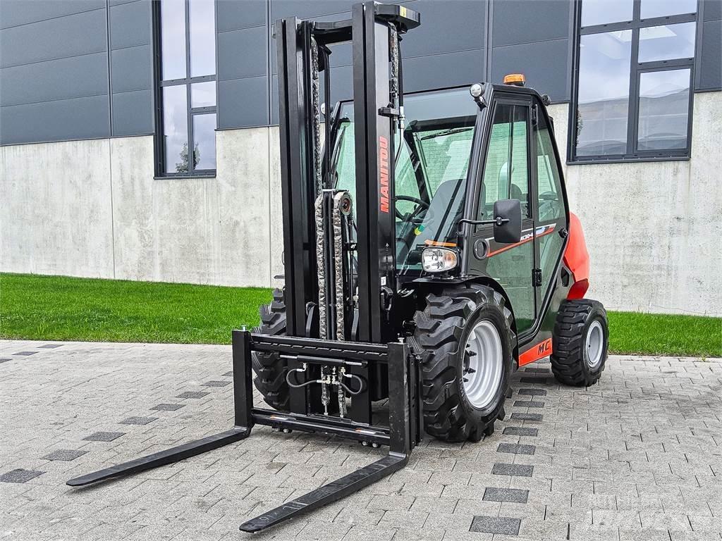 Manitou MC 30-4 Terrängtruck