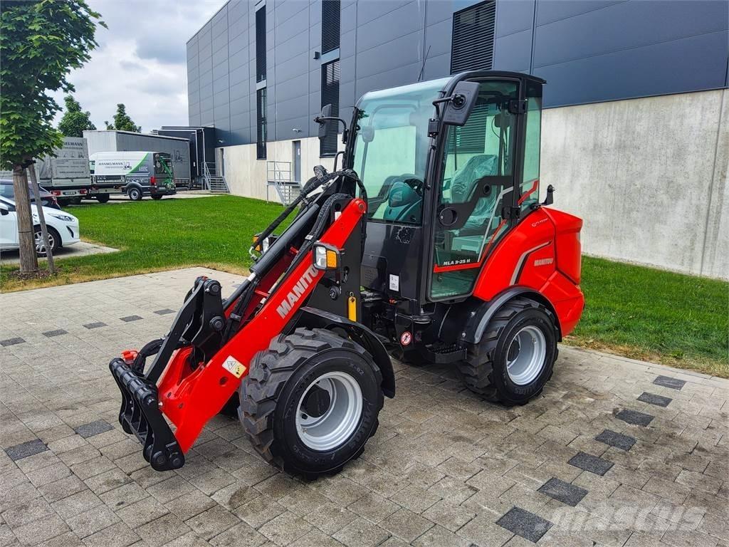 Manitou MLA 3-25H Minigrävare < 7t