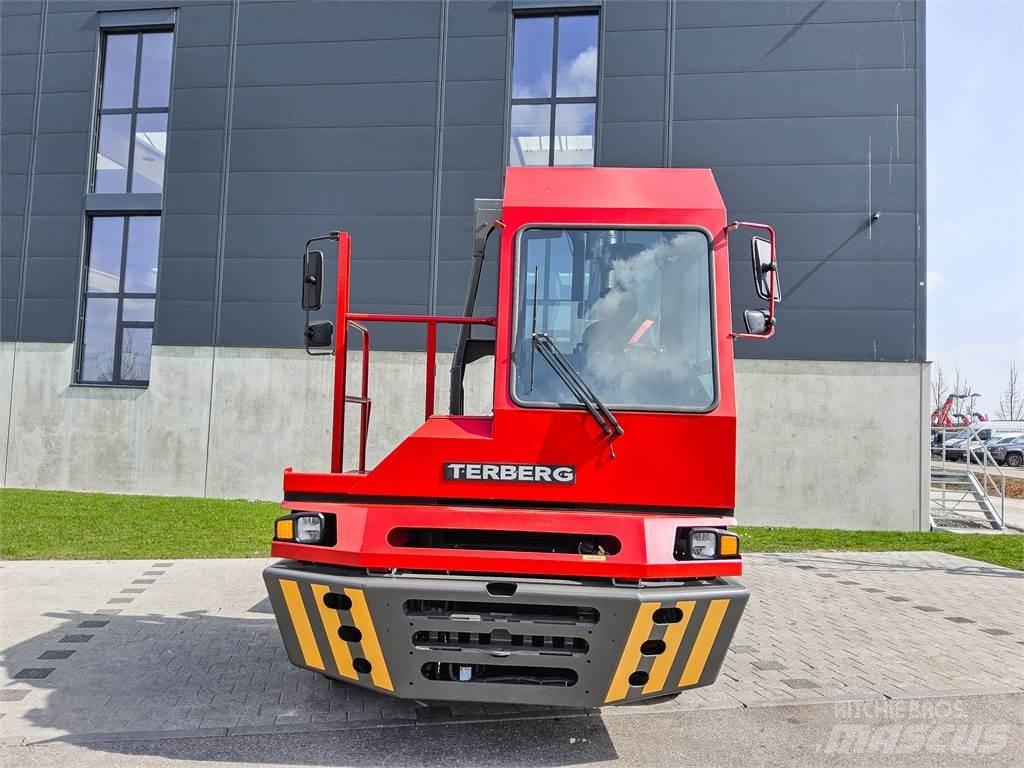Terberg YT 220 Terminaltraktorer