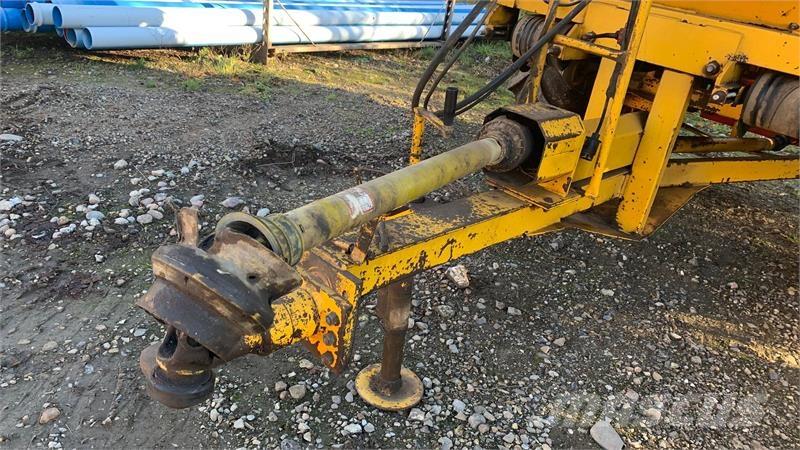 Bredal B 4 Mineralgödselspridare