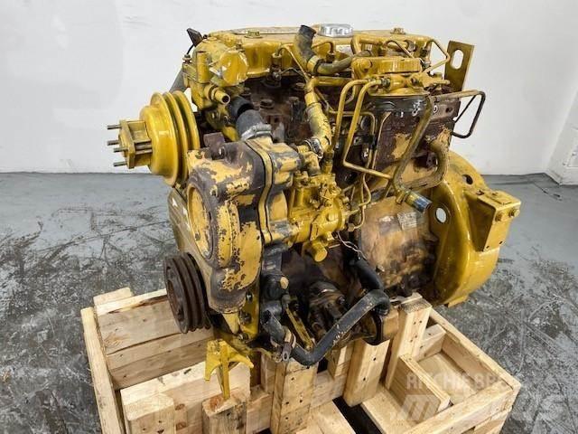 CAT 3054 Motorer