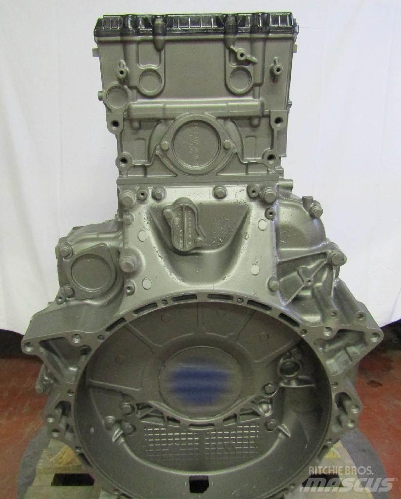 Detroit DD15 Motorer
