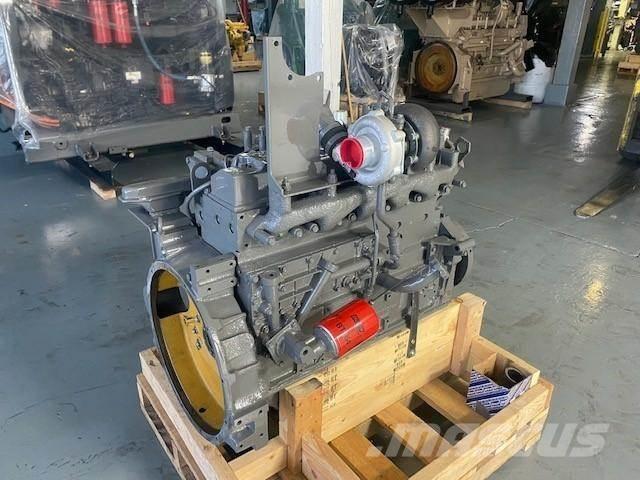 Komatsu S6D95 Motorer