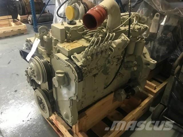 Komatsu SAA6D114-2 Motorer