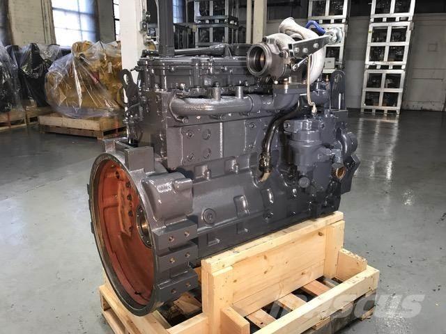 Komatsu SAA6D114E-3 Motorer
