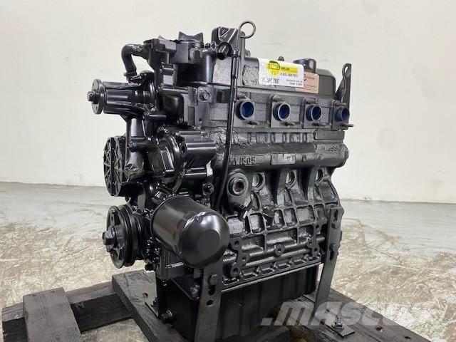 Kubota V1505 Motorer
