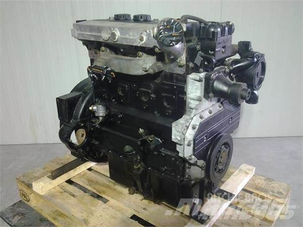 Perkins 1004.4 Motorer