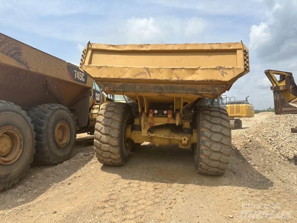CAT 745 Midjestyrd dumper