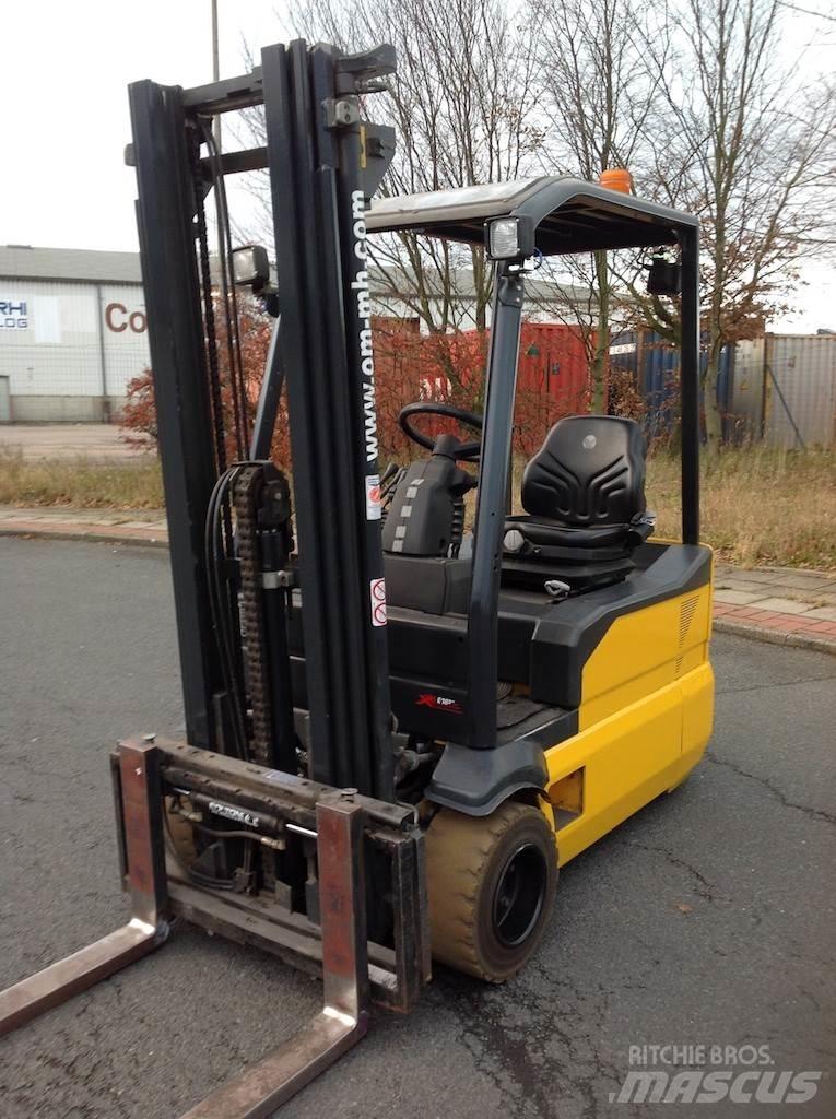 OM XE 18 3ac Elmotviktstruckar