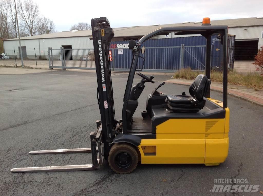 OM XE 18 3ac Elmotviktstruckar