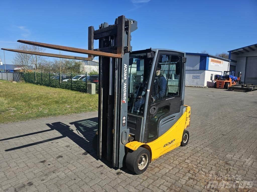 Jungheinrich EFG320 Elmotviktstruckar