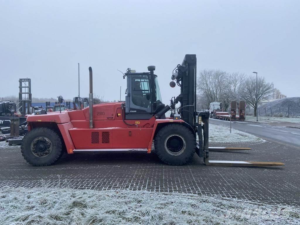 Kalmar DCG300-12LB Dieselmotviktstruckar