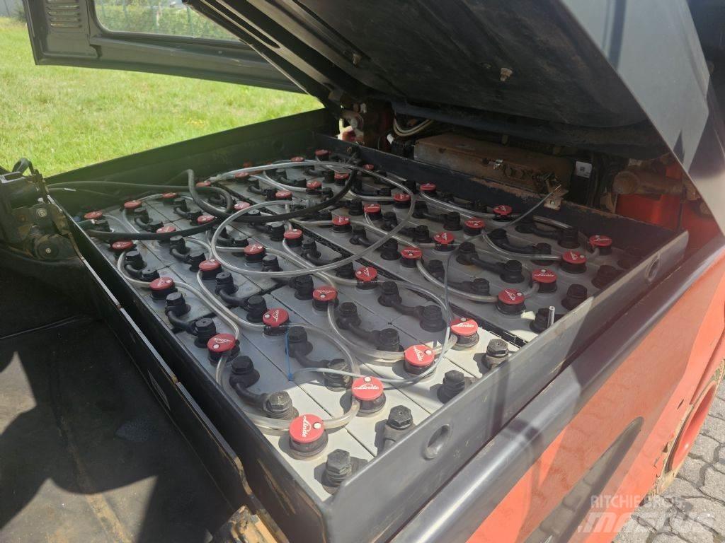 Linde E25-01 UVV Elmotviktstruckar