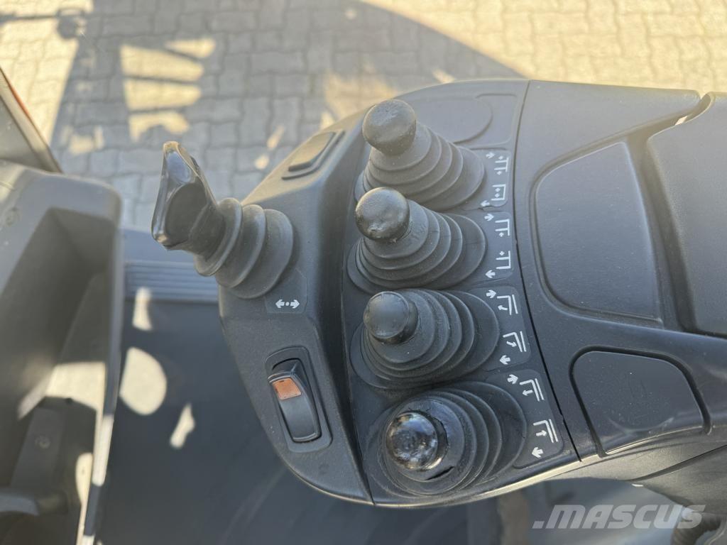 Linde H30D-02 Dieselmotviktstruckar