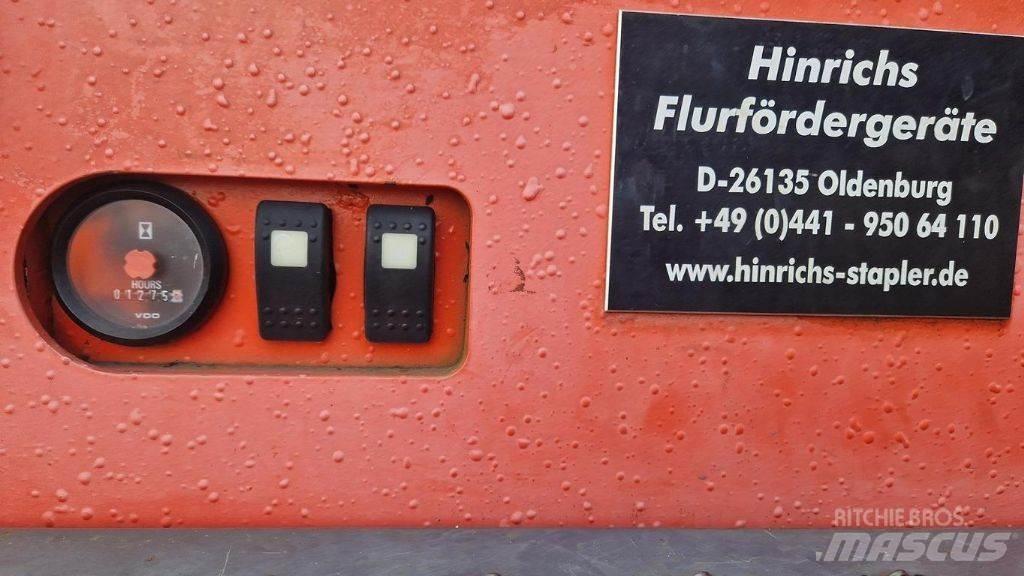 Linde H320 Teleskopbomtruckar (Sträckstaplare)