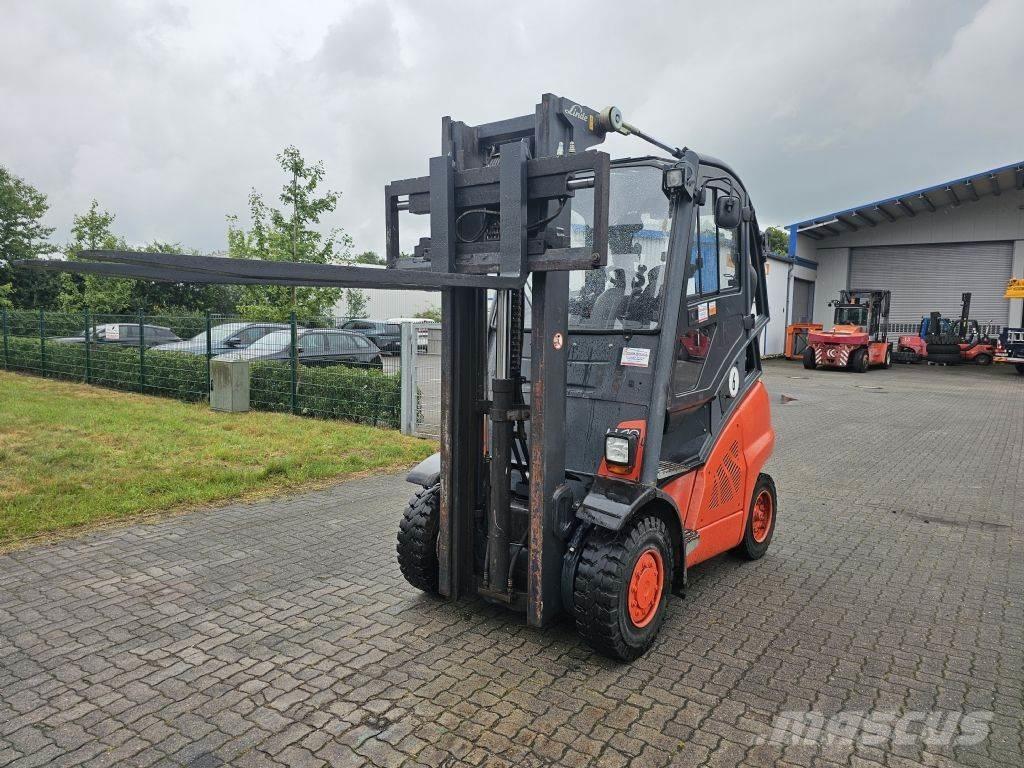 Linde H40T Gasolmotviktstruckar