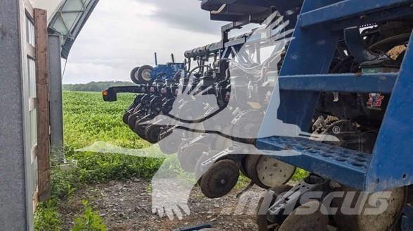 Kinze 3600 Sättare och planteringsmaskiner