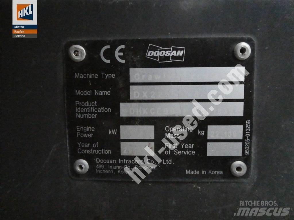 Doosan DX 225 LC-5 Bandgrävare
