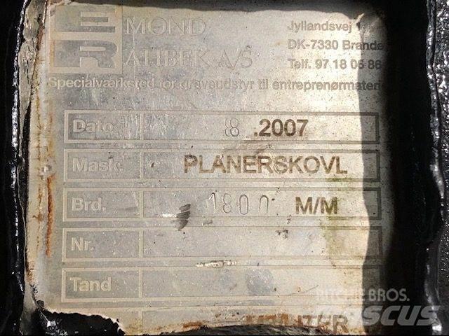  1800 mm Planerskovl Entreprenad - Övrigt