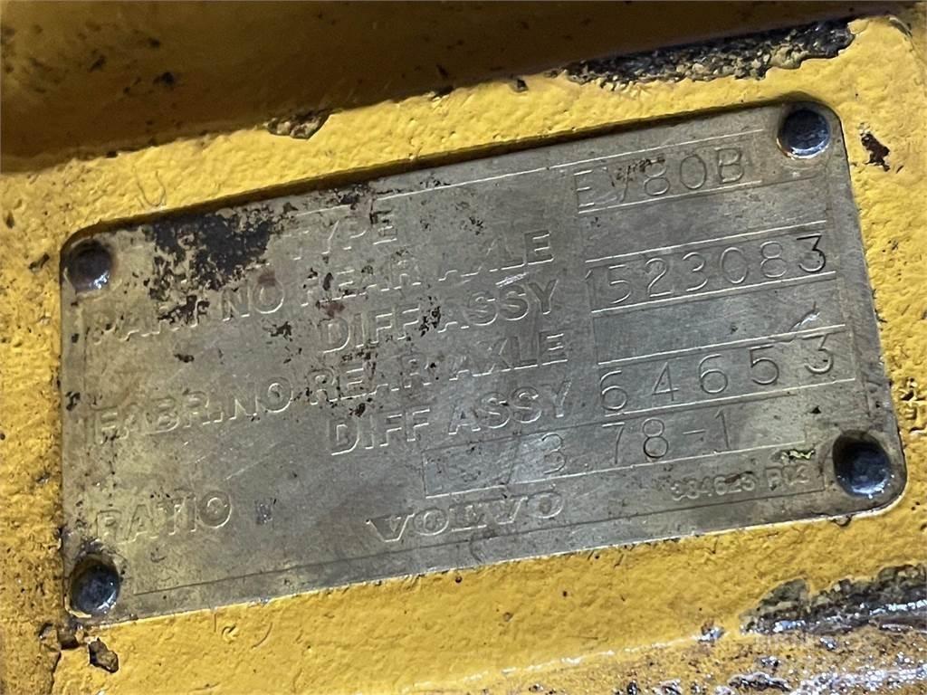  Aksel ex. Volvo A25 Hjulaxlar