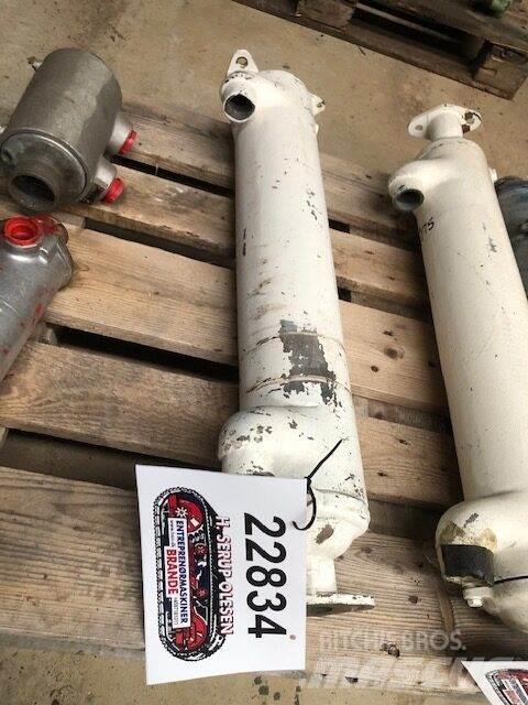 Bowman FD8492 Oliekøler Entreprenad - Övrigt