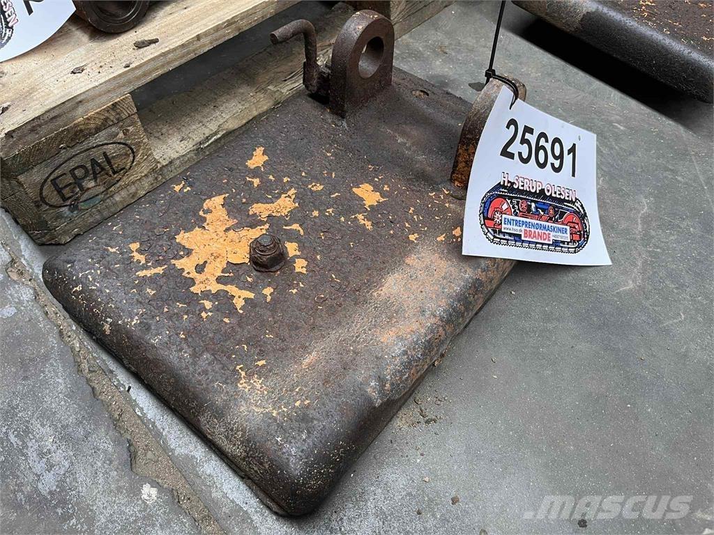 CASE 695SR støttefod Övriga