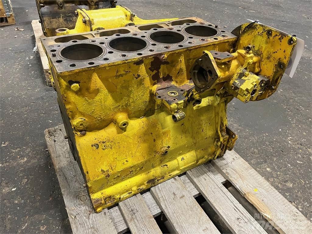 CAT 3304 motorblok Motorer