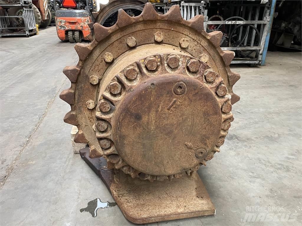 CAT 330B Køregear Växellåda