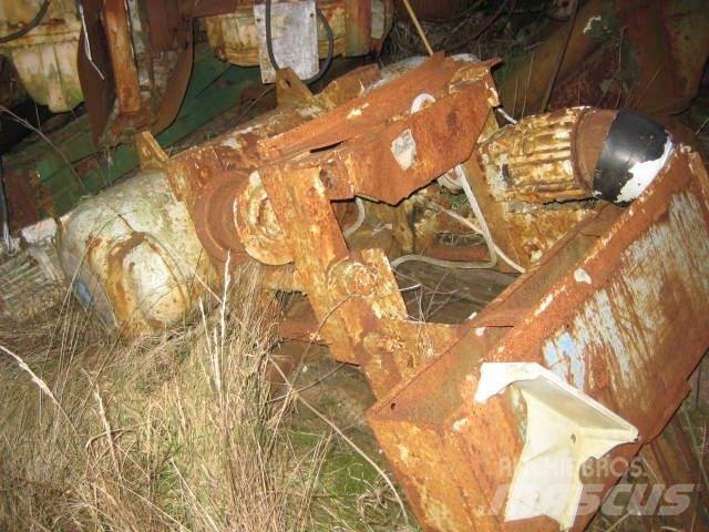 Demag P632 H8,4 Allterrängkranar
