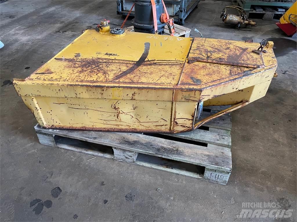  Dieseltank ex. Volvo A25 Övriga