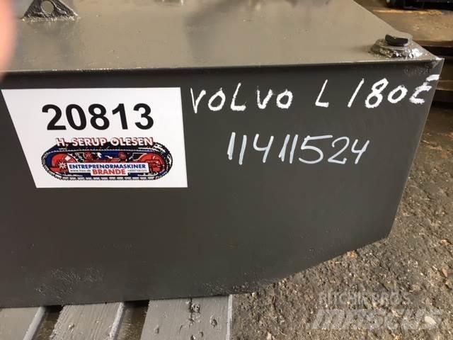  Dieseltank ex. Volvo L180E Övriga