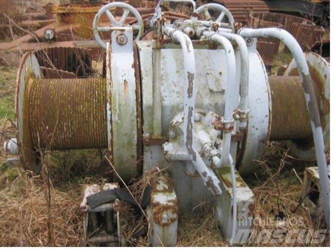  Double drum hydr. winch Lyftblock, vinschar och materialhissar