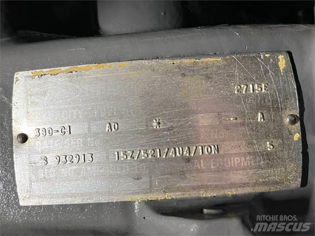 Ford 2715E motor Motorer