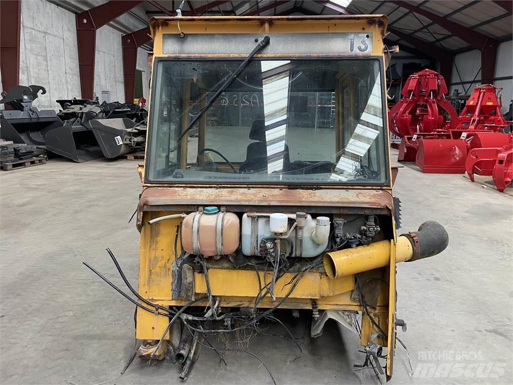  Førerhus ex. Volvo A25C Övriga