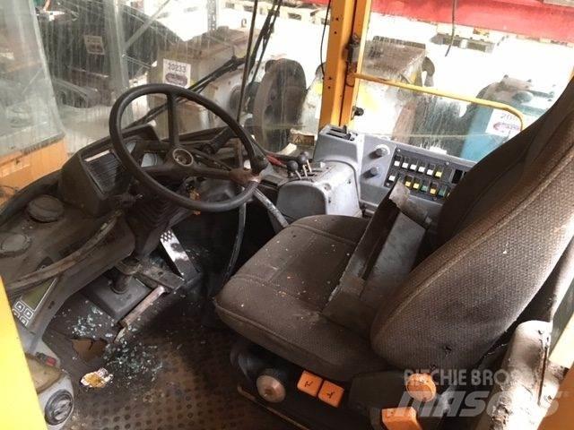  Førerhus ex. Volvo L180C Övriga