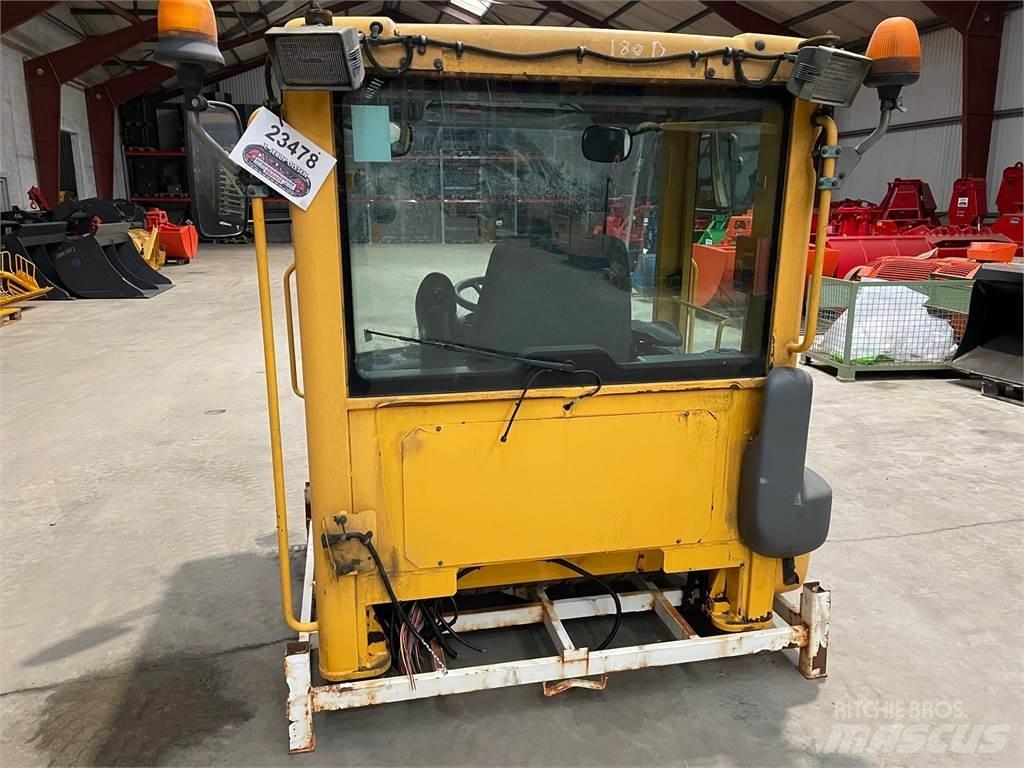  Førerhus, ex. Volvo L180D Övriga
