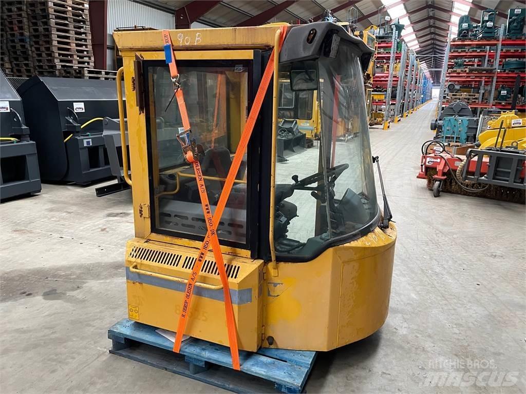  Førerhus ex. Volvo L90B Övriga