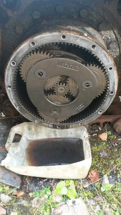 Hitachi EX120-S Køregear Växellåda
