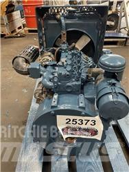Kubota V800 motor - 4 cyl. Motorer