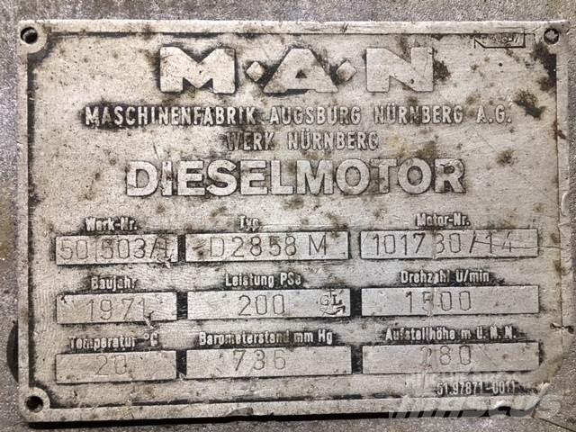 MAN D2858M V8 motor Motorer