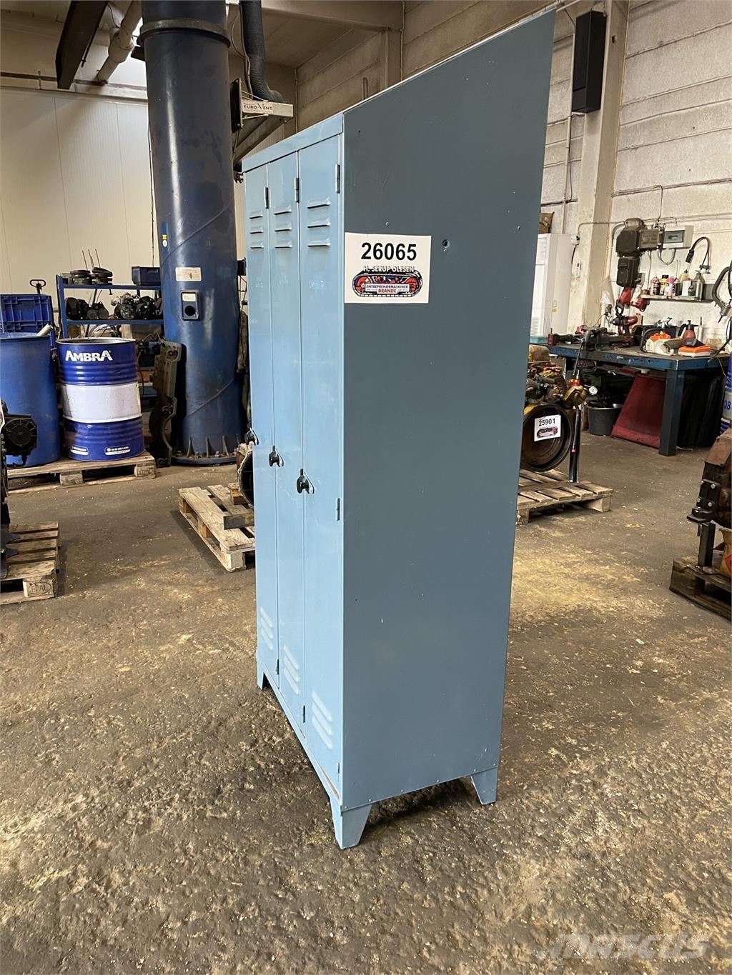  Omklædningsskab, 3 rum Övriga