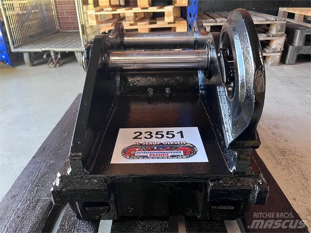  S70 Hydraulisk Hurtigskift Redskapsfäste/ adaptrar