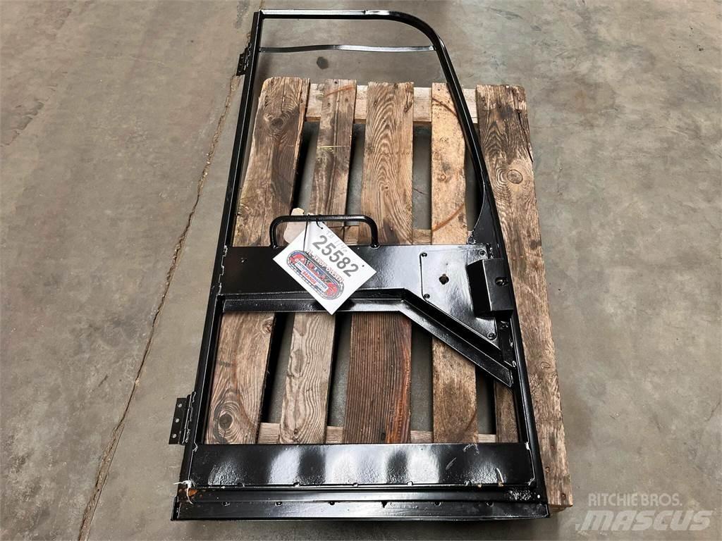 Takeuchi TB1140 dørramme Övriga
