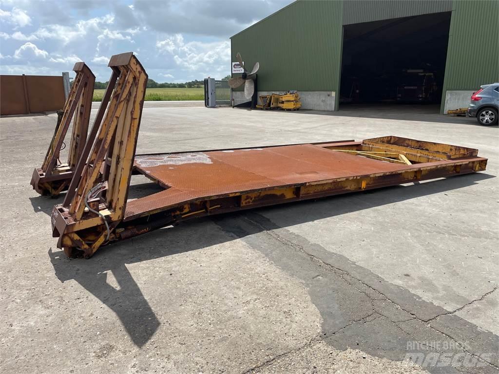  Trailerbund med slidsker Låg lastande semi trailer