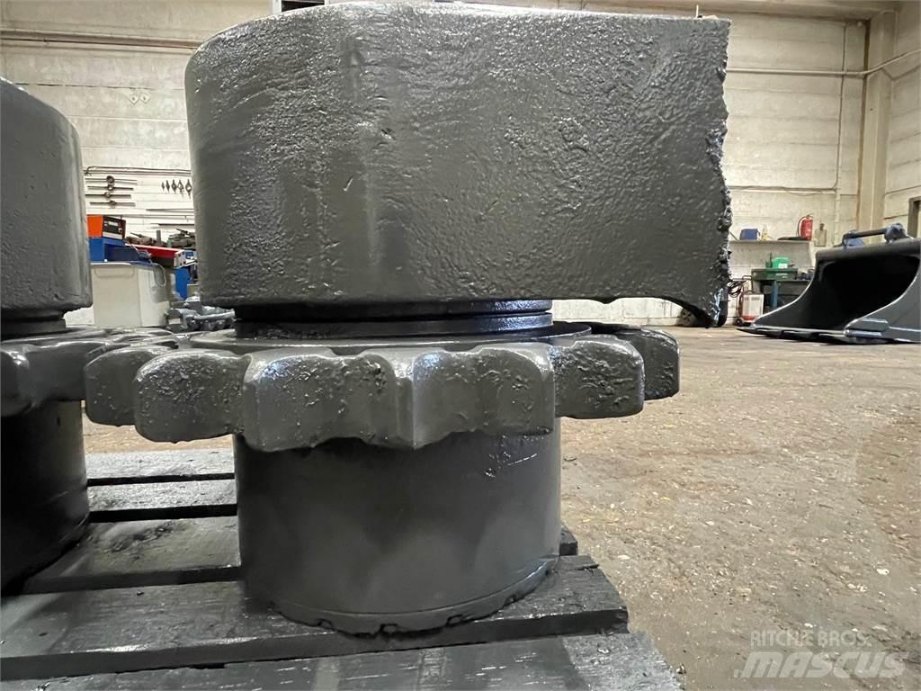 Volvo EC210LC Køregear Växellåda