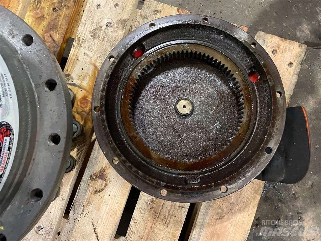 Volvo EC230B Køregear Växellåda