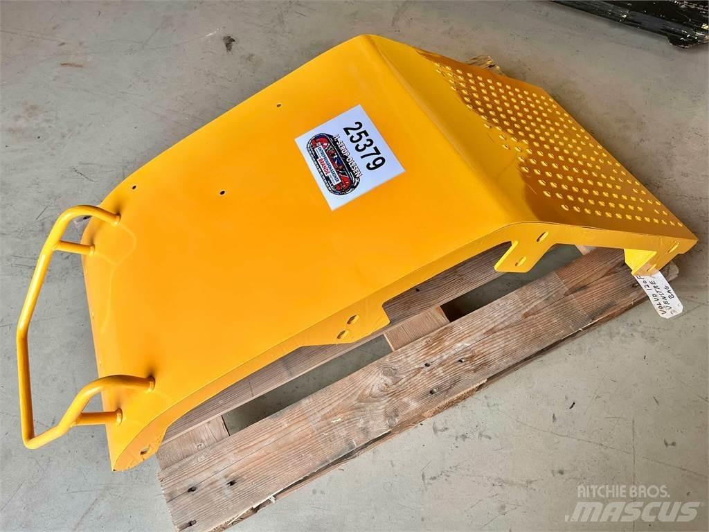 Volvo L120F bagskærm Övriga