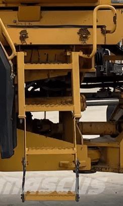 Volvo L220E trappe Övriga